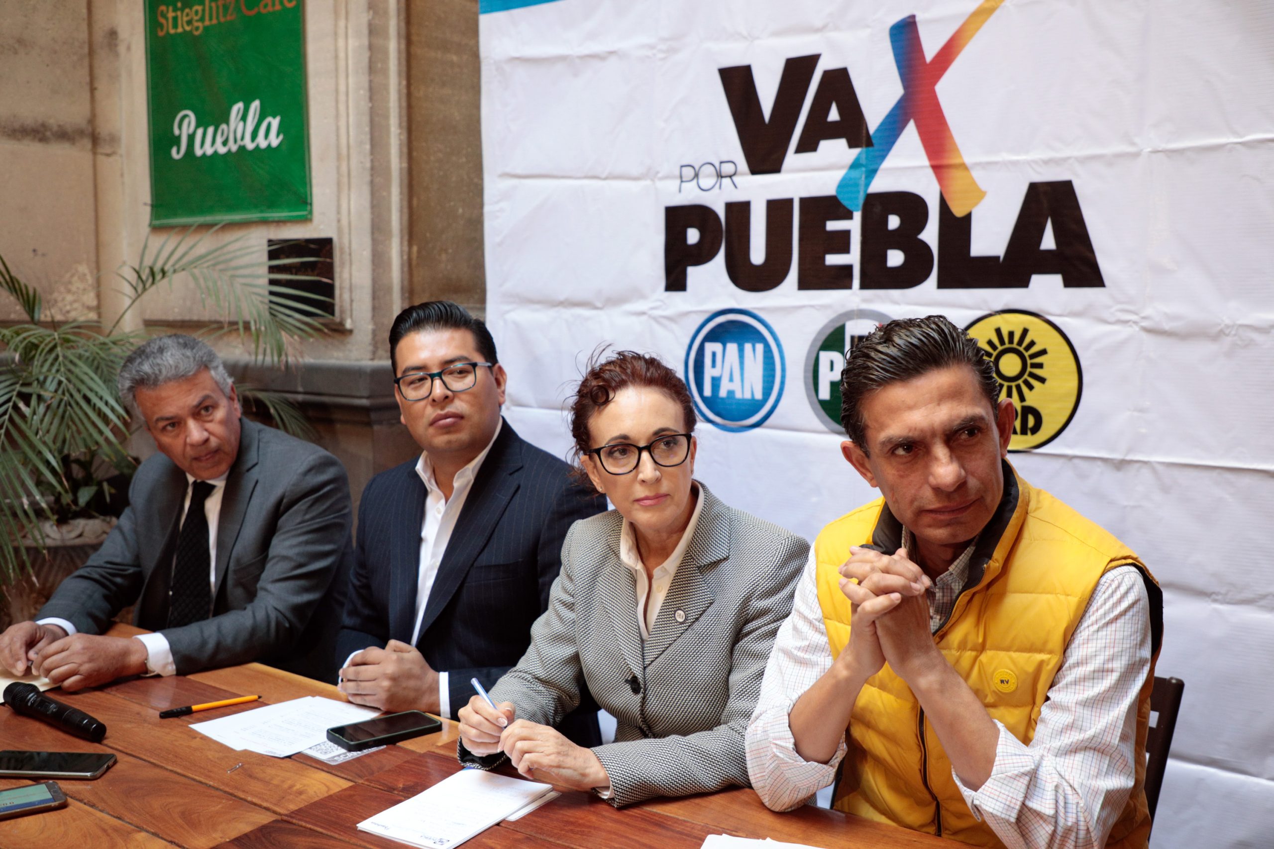 Invitan a MC a sumarse a «Va por Puebla» y a marcha opositora