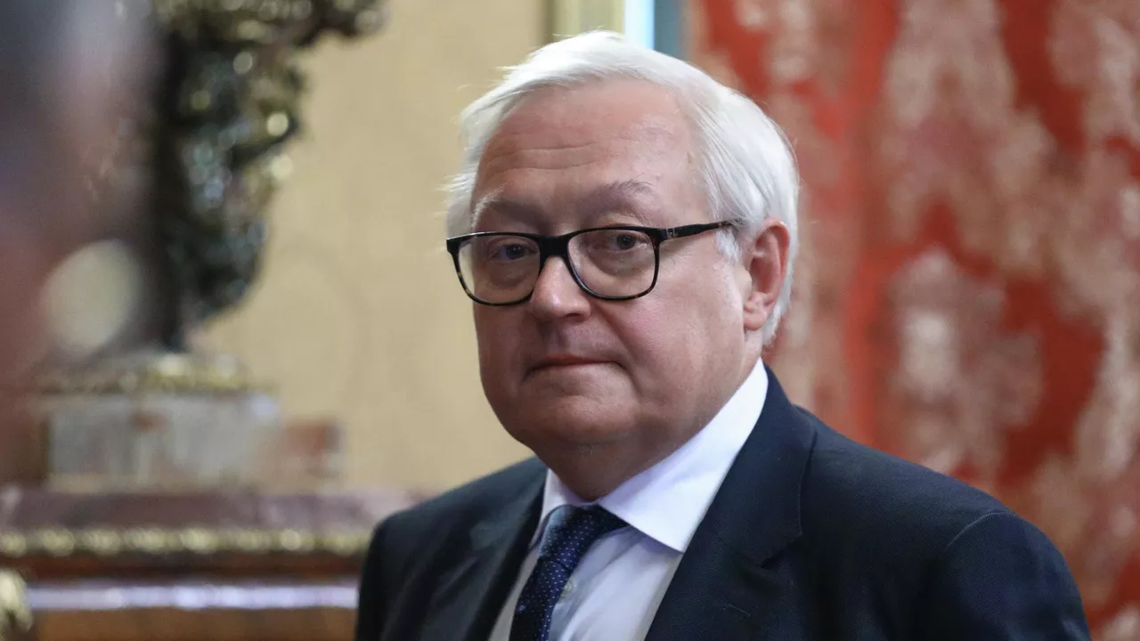 Vicecanciller ruso, Serguéi Riabkov: EE.UU. «está al borde de un conflicto directo» con Rusia