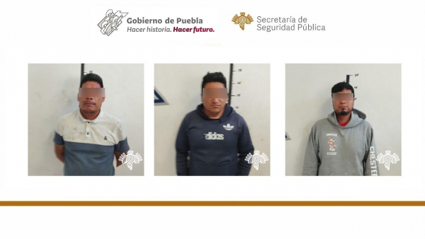 Detienen a tres presuntos traficantes de personas en Acajete