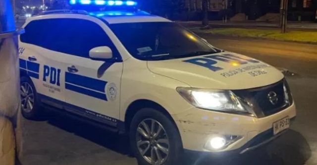 Encuentran un cuerpo de hombre con herida cortopunzante en el cuello al interior de camioneta: PDI investiga