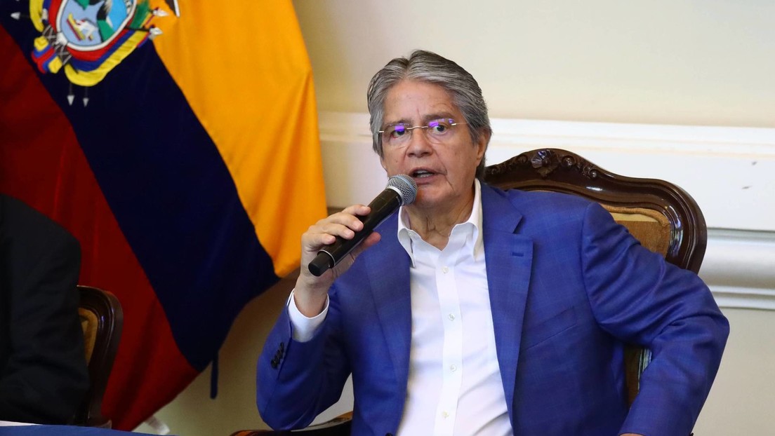 Presidente de Ecuador se declara inocente y rechaza el juicio político en su contra