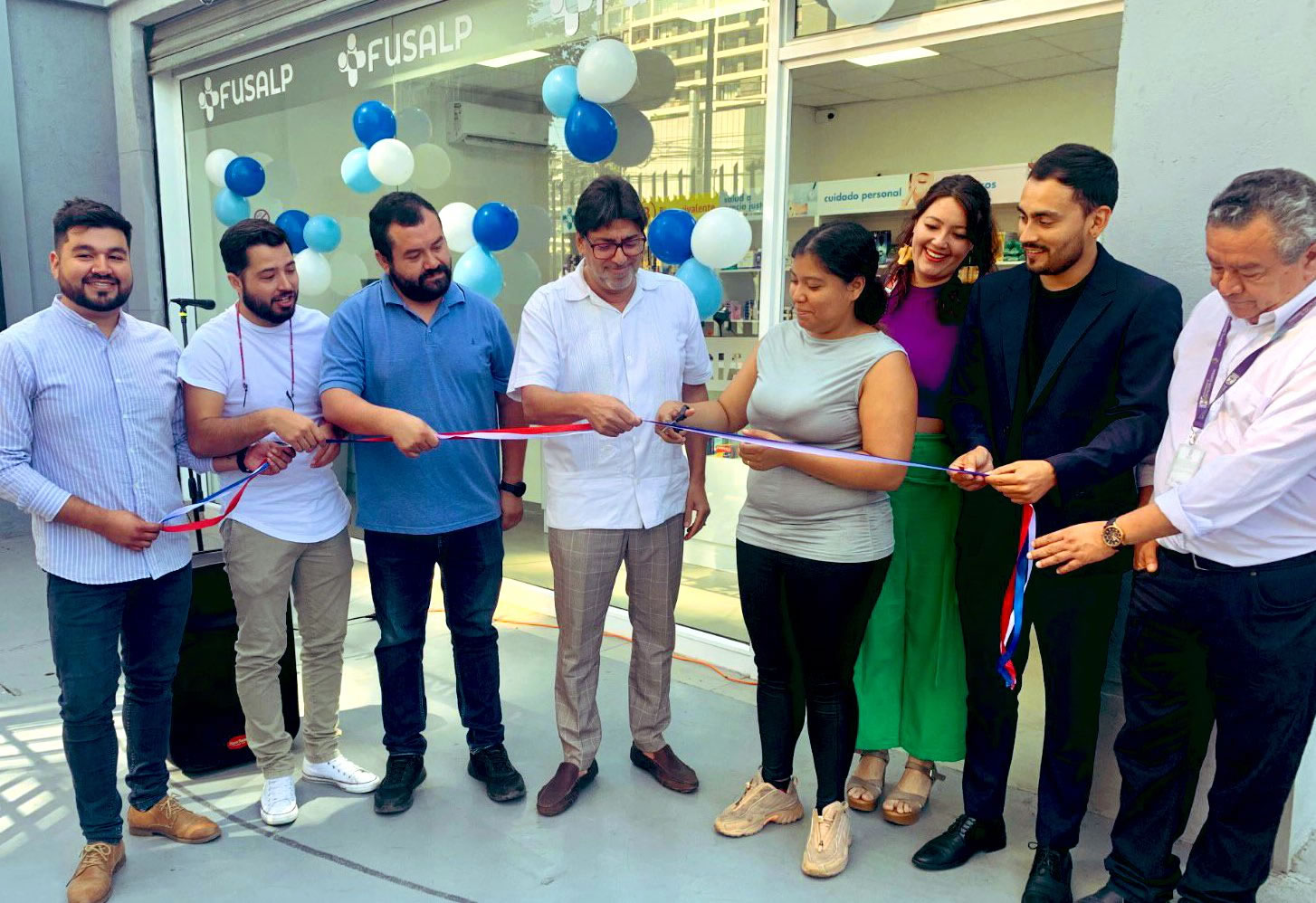 Medicamentos a precio justo: Inauguran nueva Farmacia Popular en la comuna de Estación Central