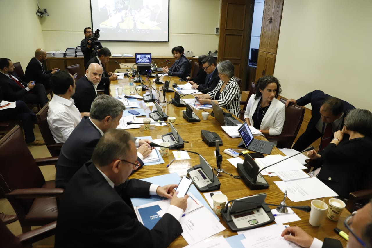 Aprobado proyecto de 40 horas en la Comisión de Hacienda: Ahora pasa a la Sala del Senado