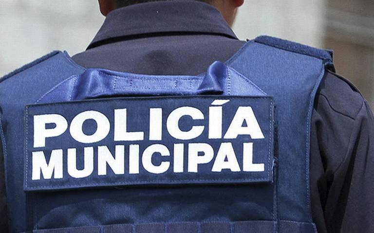 Pobladores de Cuetzalan retienen a policías tras acusarlos de asesinato