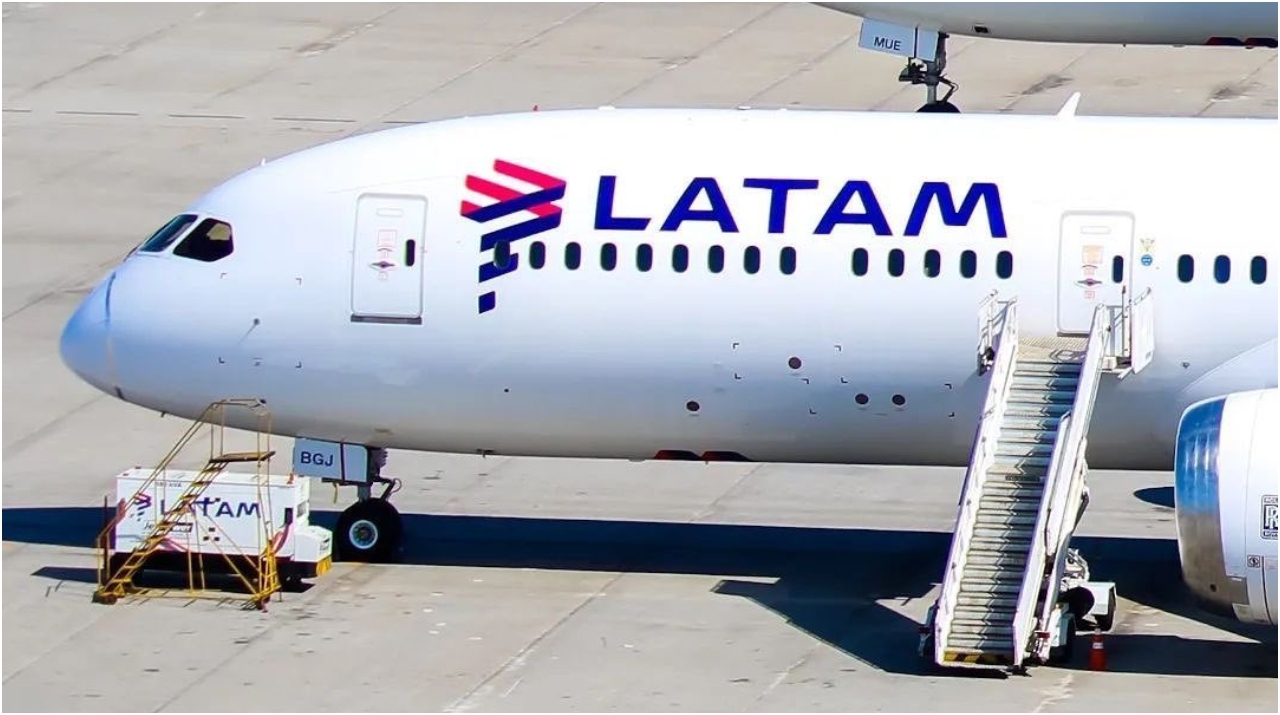 Sindicato de Pilotos de Latam presentó demanda contra la empresa por prácticas antisindicales