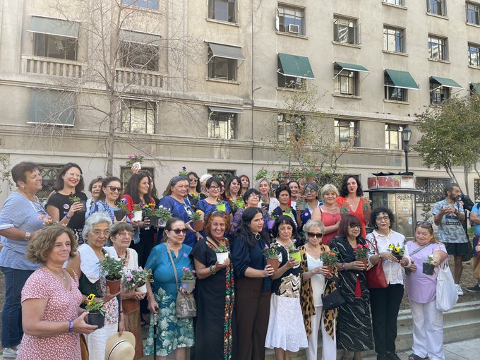 De la Plaza Los Héroes al Paseo Bulnes: trasladarán y reconstruirán el Monumento a las Mujeres Víctimas de la Represión Política
