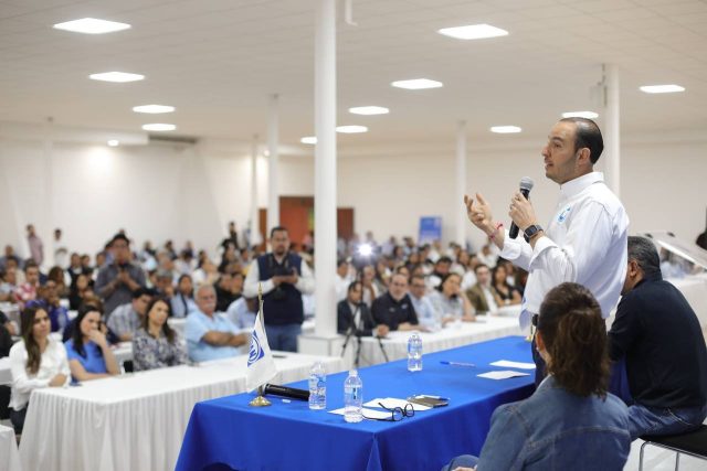 Marko Cortés comienza en Puebla trabajos del PAN encaminados al 2024