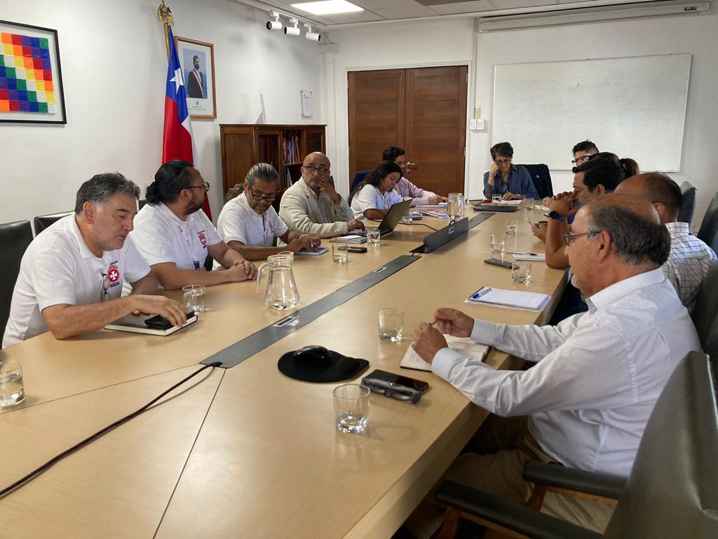 Confederación Fenats Nacional tras reunión con ministra Aguilera: «Reforma a la Salud debe considerar a las y los trabajadores para mejorar sus condiciones laborales»