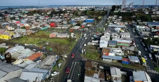 Para evitar nuevo corte de agua : paralizan las obras de la principal avenida de Puerto Montt por pedido de Essal