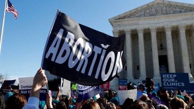 Defensores de DD. HH. piden a la ONU intervenir ante destrucción del derecho al aborto en EE. UU.
