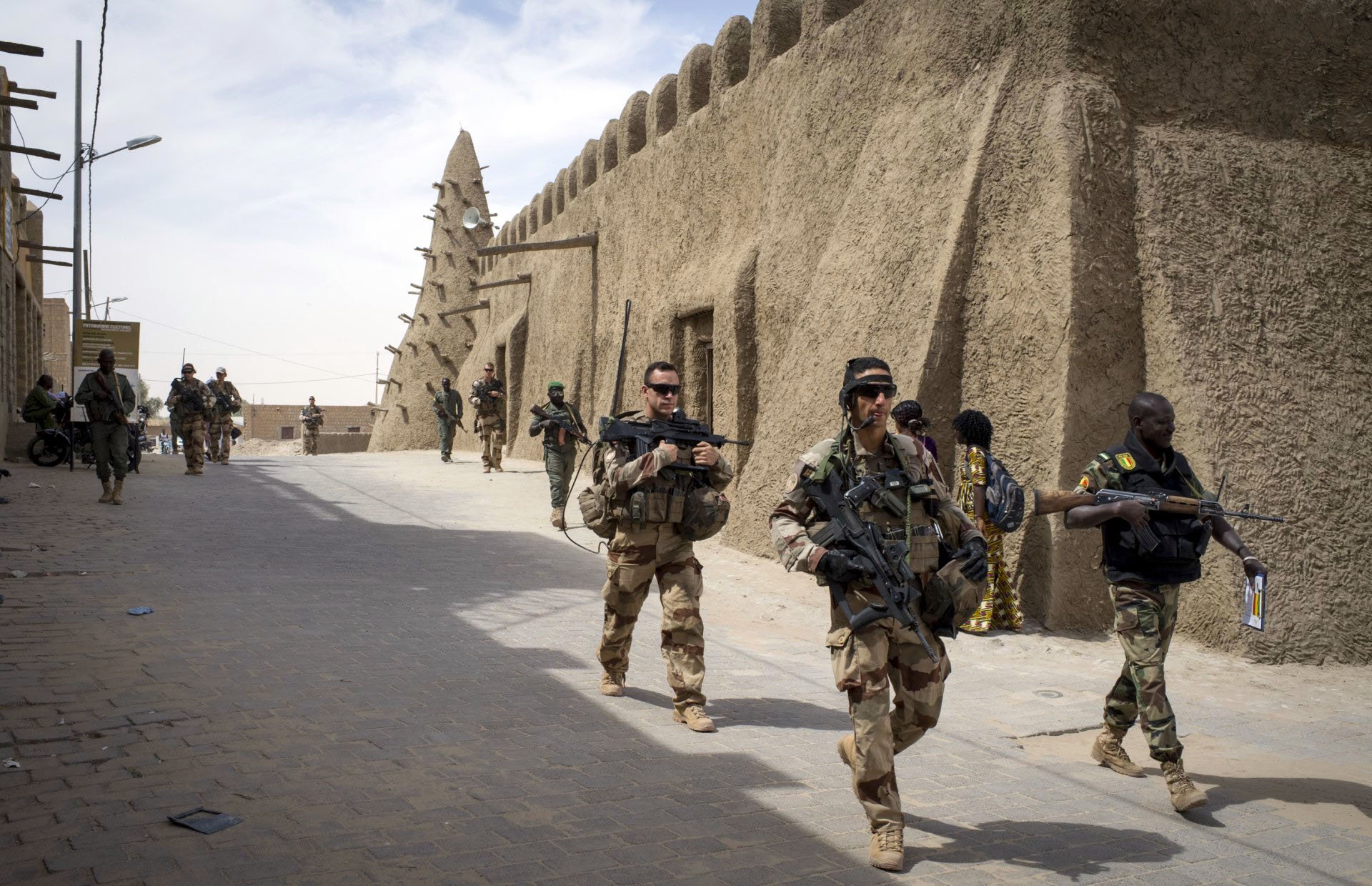 Los franceses se marchan del Sahel, pero la guerra continúa