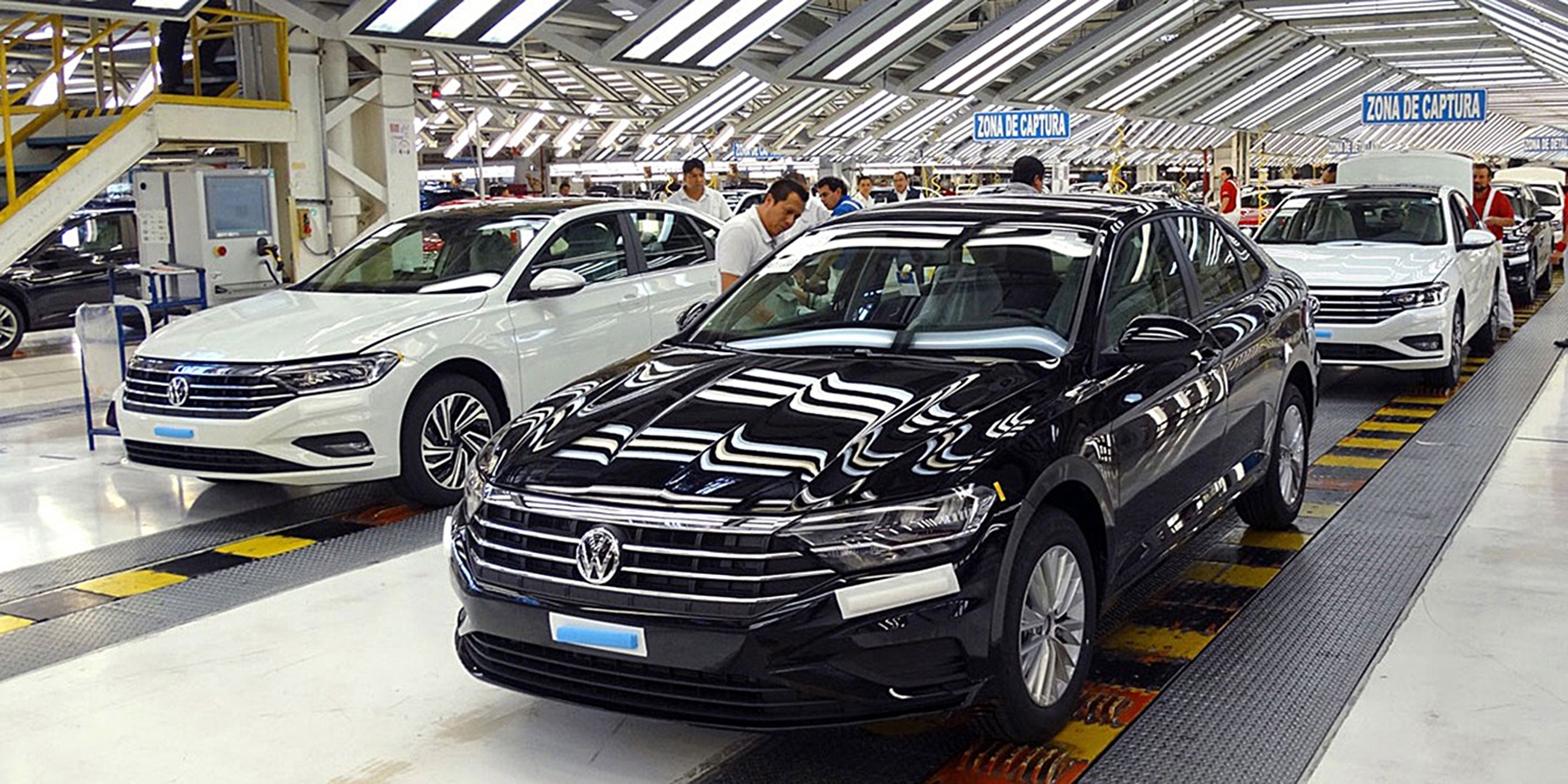 Economía reporta aumento de producción y exportación automotriz en Puebla
