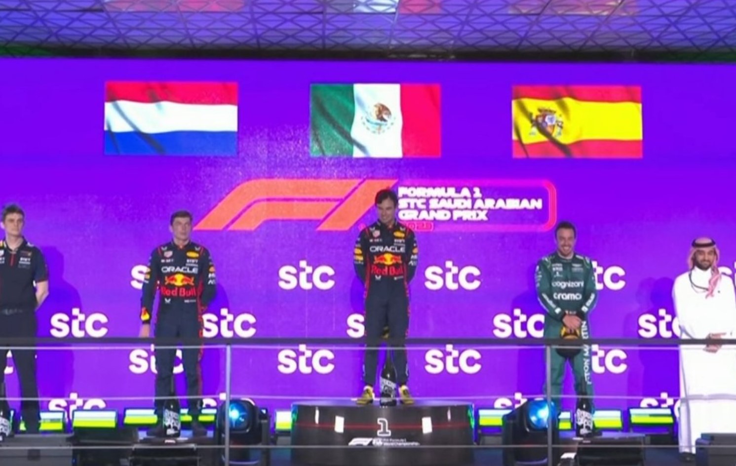 ¡Felicidades Checo!; gana el Gran Premio de Arabia Saudita