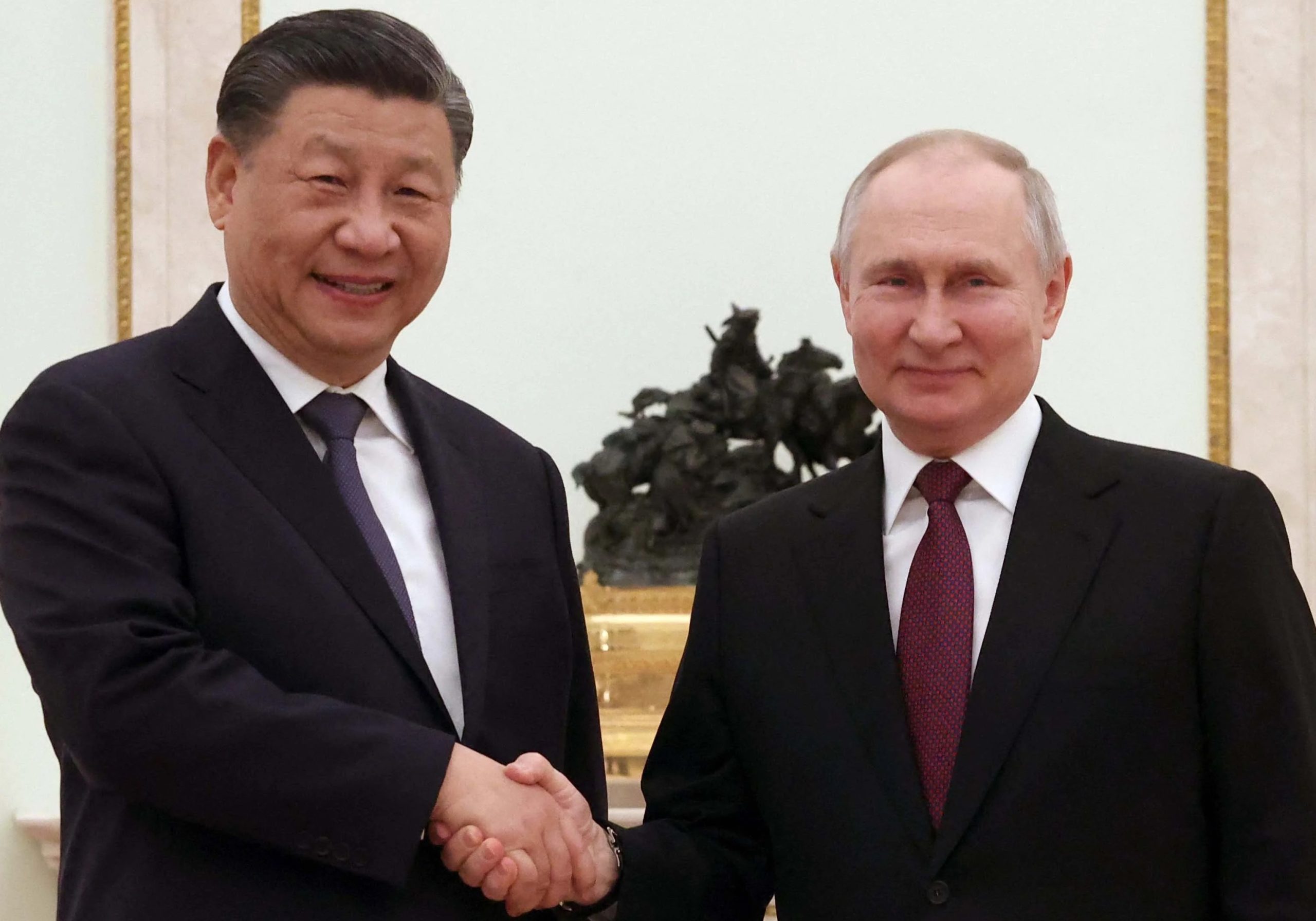 ¿Qué acordaron Rusia y China en plan de cooperación?