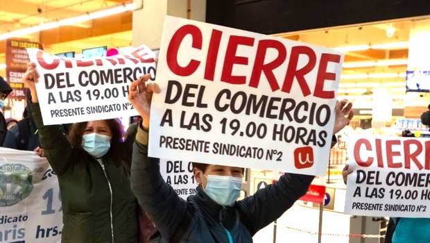 Trabajadores exigen cierre del gran comercio a las 19 horas para mejorar su calidad de vida