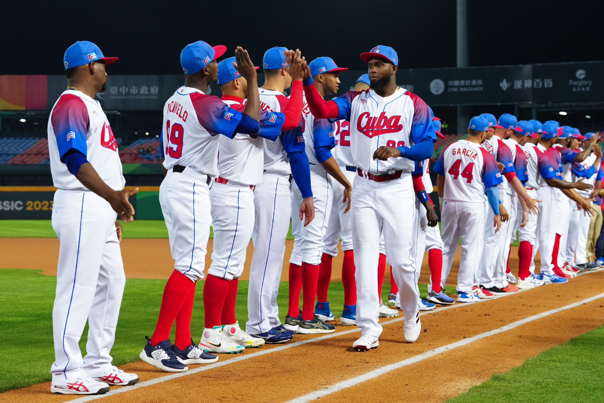 Denuncia Cuba agresiones a selección de beisbol en EE.UU.