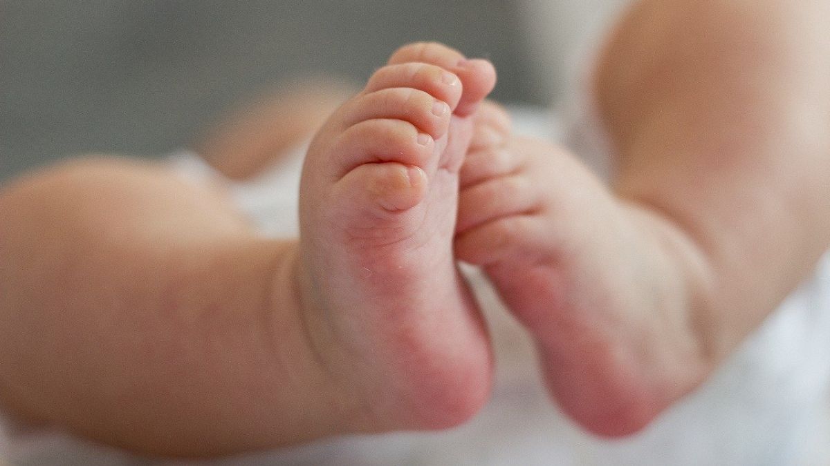 Juzgarán a un donante de esperma por engañar a cientos de mujeres y concebir más de 550 niños