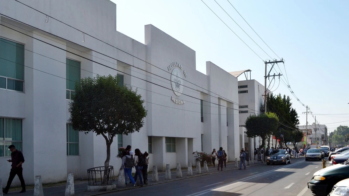 Apoyan a estudiantes emprendedores de medicina de la BUAP