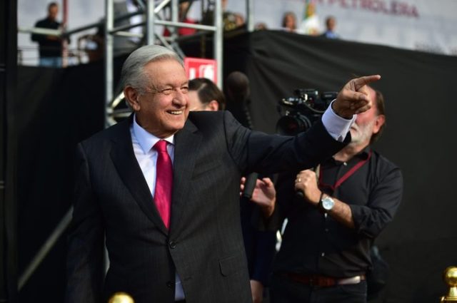 La derecha, históricamente, se reagrupa contra los cambios democráticos: AMLO