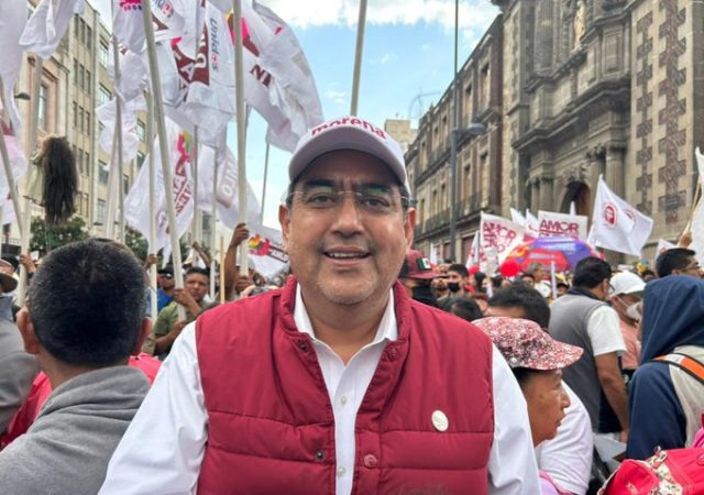 Morenistas de Puebla respaldan llamando presidencial