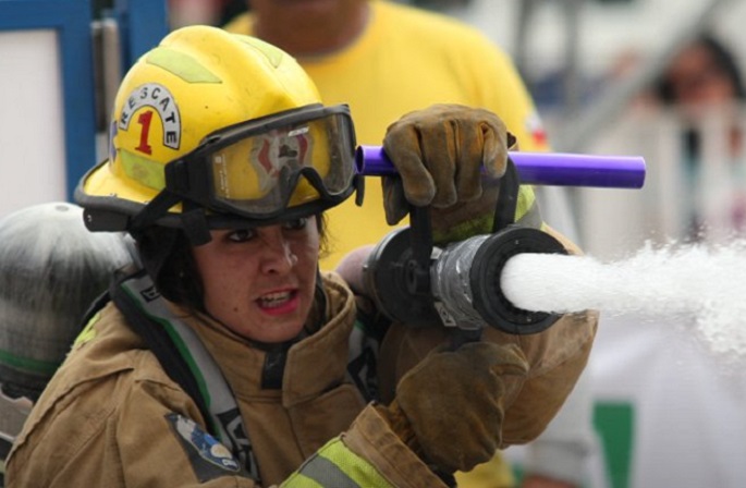 En Talca rendirán homenaje a bomberas en el marco de la conmemoración día de la mujer