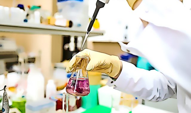 Científicos descubren material capaz de descomponer los peligrosos químicos PFAS