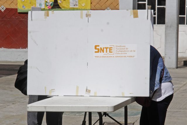 Elecciones SNTE: en vilo sección 23 y en 51 aventaja Alfredo Gómez