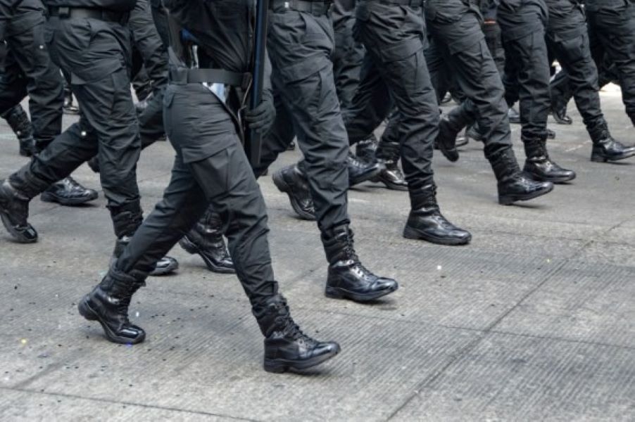 Capacitan a policías con tecnología de realidad virtual en México