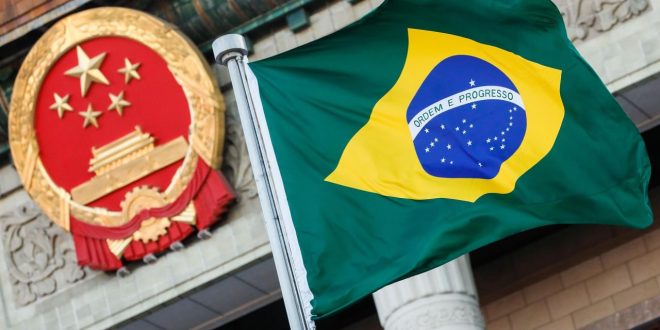 Brasil y China acuerdan comercializar en sus propias monedas