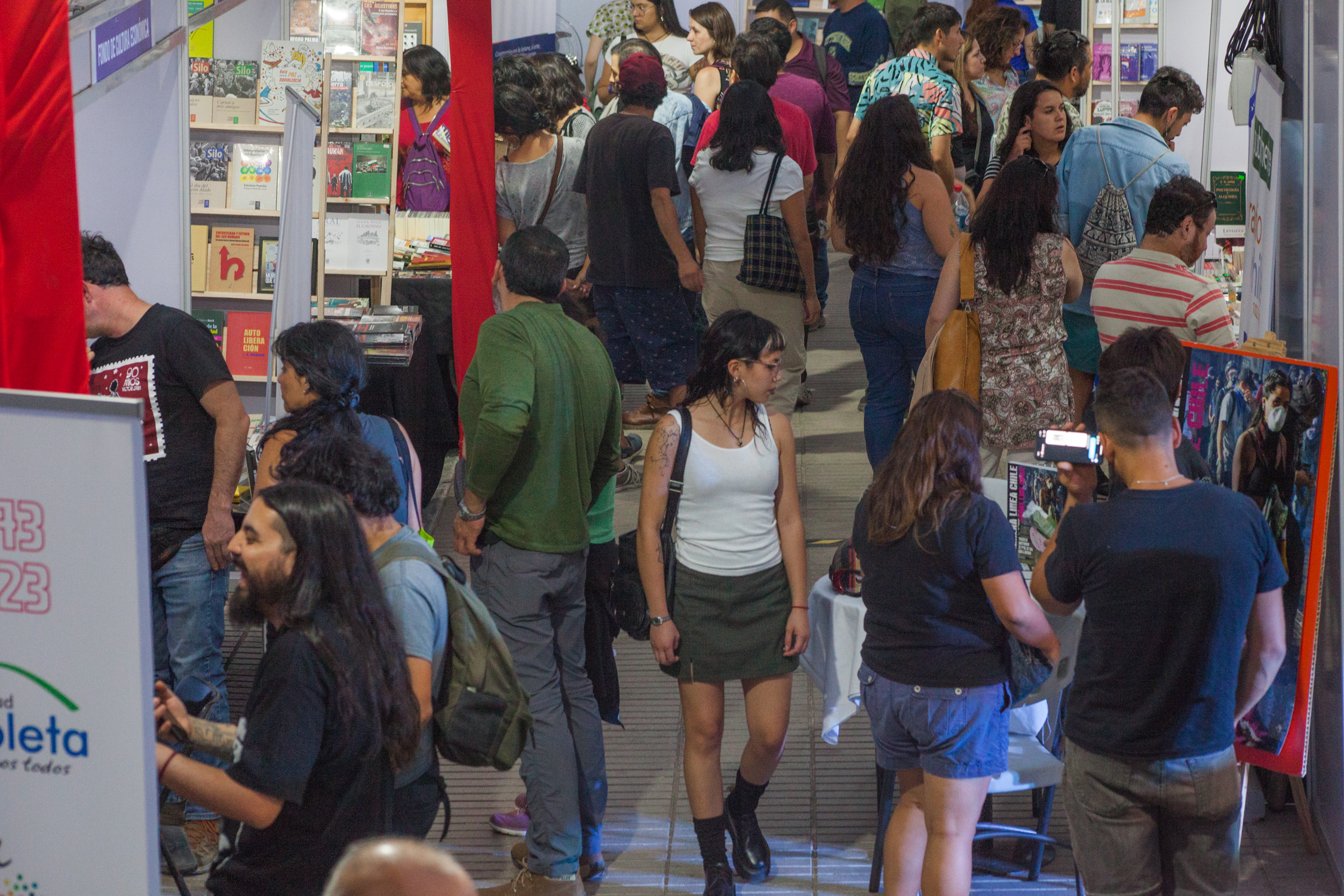 Con éxito de público cerró la 1a Feria Internacional del Libro y las Ciencias Sociales realizada en Recoleta 