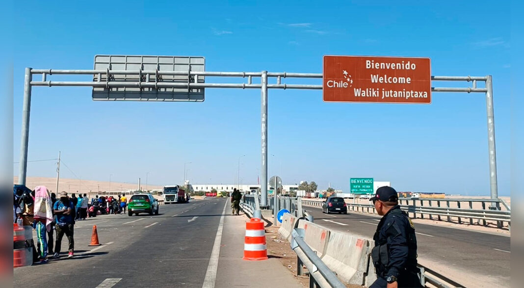 Organizaciones de migrantes reiteran llamado a crear un corredor humanitario en la frontera con Perú
