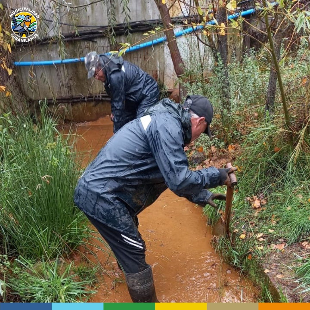 Pese a que arrojan lluvia con baldes: Municipio de Curanilahue hace frente al temporal