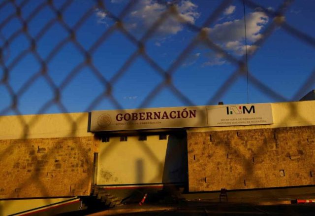 Prisión preventiva para 3 funcionarios del INM; delegado se ampara