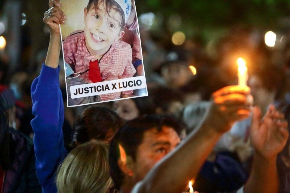 Argentina: Senado aprueba ley ‘Lucio’ impulsada por caso del niño que asesinaron a golpes su madre y la pareja de esta