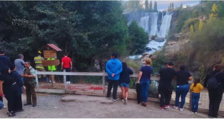 Mujer muere en Salto del Laja tras ser arrastrada 600 metros río abajo