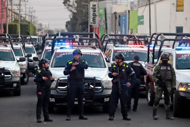 Ayuntamiento apoya en operativo y sólo recuperan una parte de lo robado