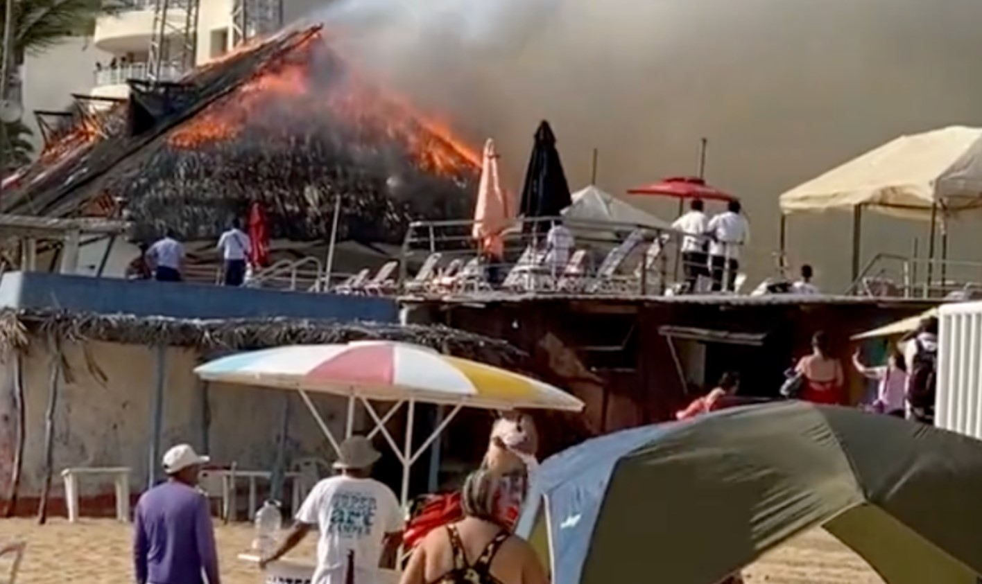 Reportan incendio en parque acuático de Acapulco