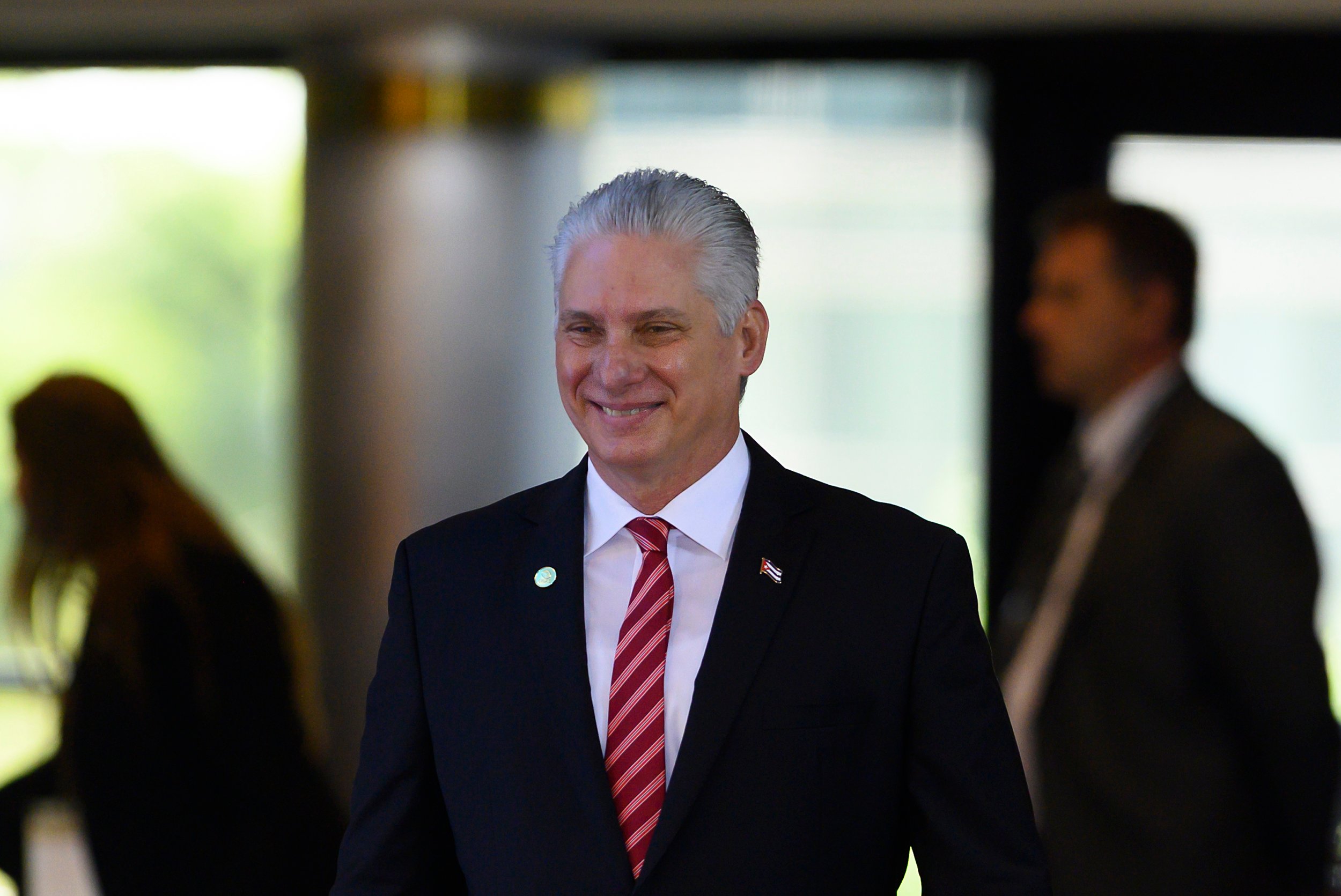 Ratifican a Miguel Díaz-Canel como presidente de Cuba por segunda vez