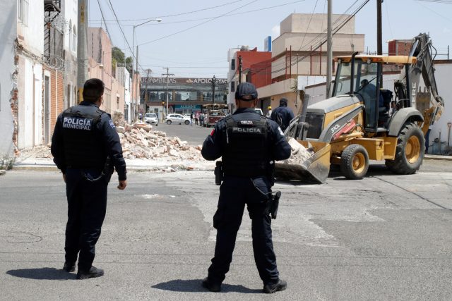 Pendientes, 600 quejas por construcciones irregulares en la capital poblana