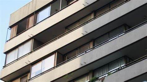 Tragedia en Santiago Centro: Niño de 8 años muere tras caer del piso 22 de un edificio