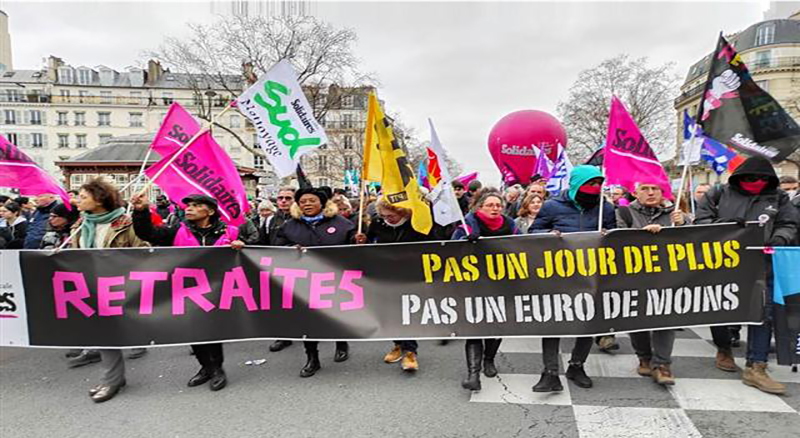 Realizan concierto sinfónico en París contra reforma de pensiones de Macron (Video)