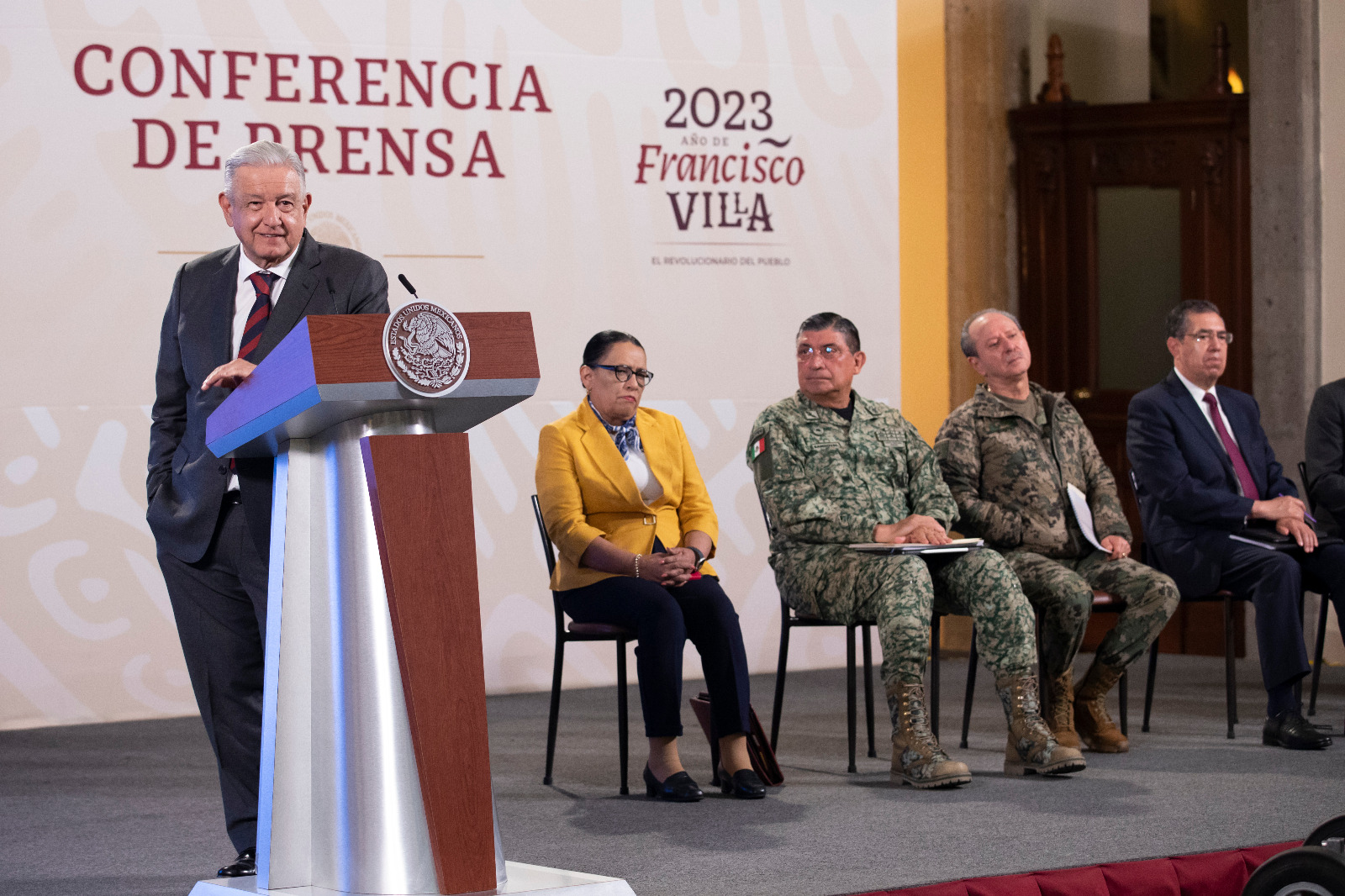 Acusa presidente que Pentágono espía a las fuerzas armadas mexicanas