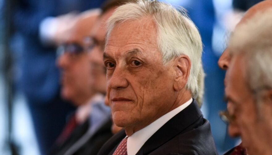 «Señor Piñera, usted debería cerrar la boca»: Profesores respondieron con todo al ex Presidente que los criticó por movilizarse