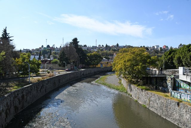 Sancionan a 34 empresas de Puebla y Tlaxcala por contaminar el río Atoyac