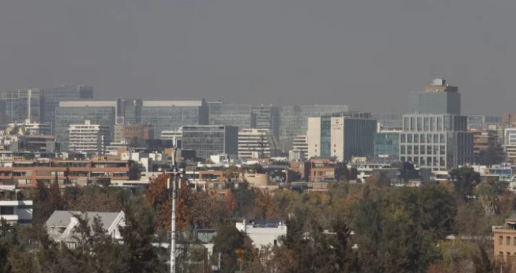 Alerta ambiental declarada para este lunes en región Metropolitana por mala ventilación