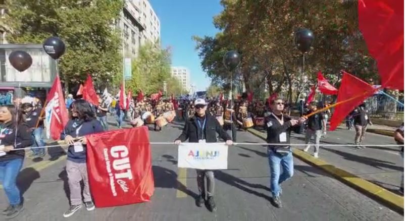 Manifestaciones por el Día de las y los Trabajadores se desarrollan en la Alameda