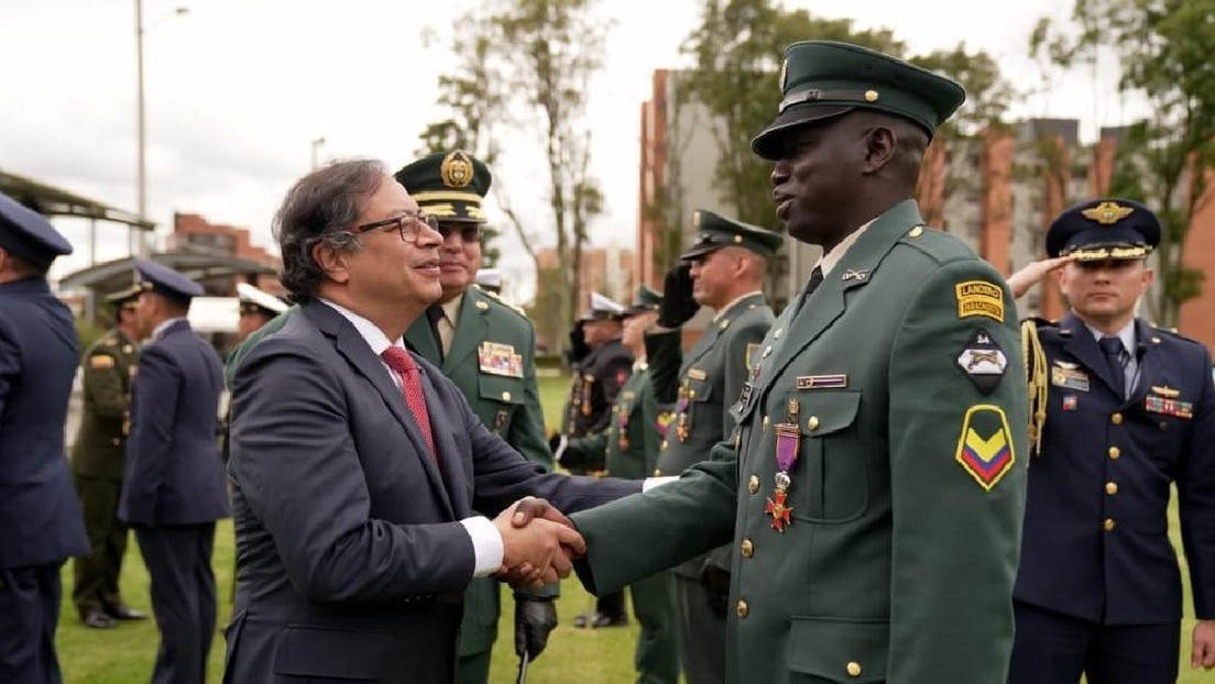 Petro cree en que se puede frenar la corrupción de altos mandos policiales y militares en Colombia