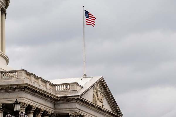 Cámara de Representantes de EE. UU. aprueba elevar techo de deuda en un «paso decisivo» para evitar impago