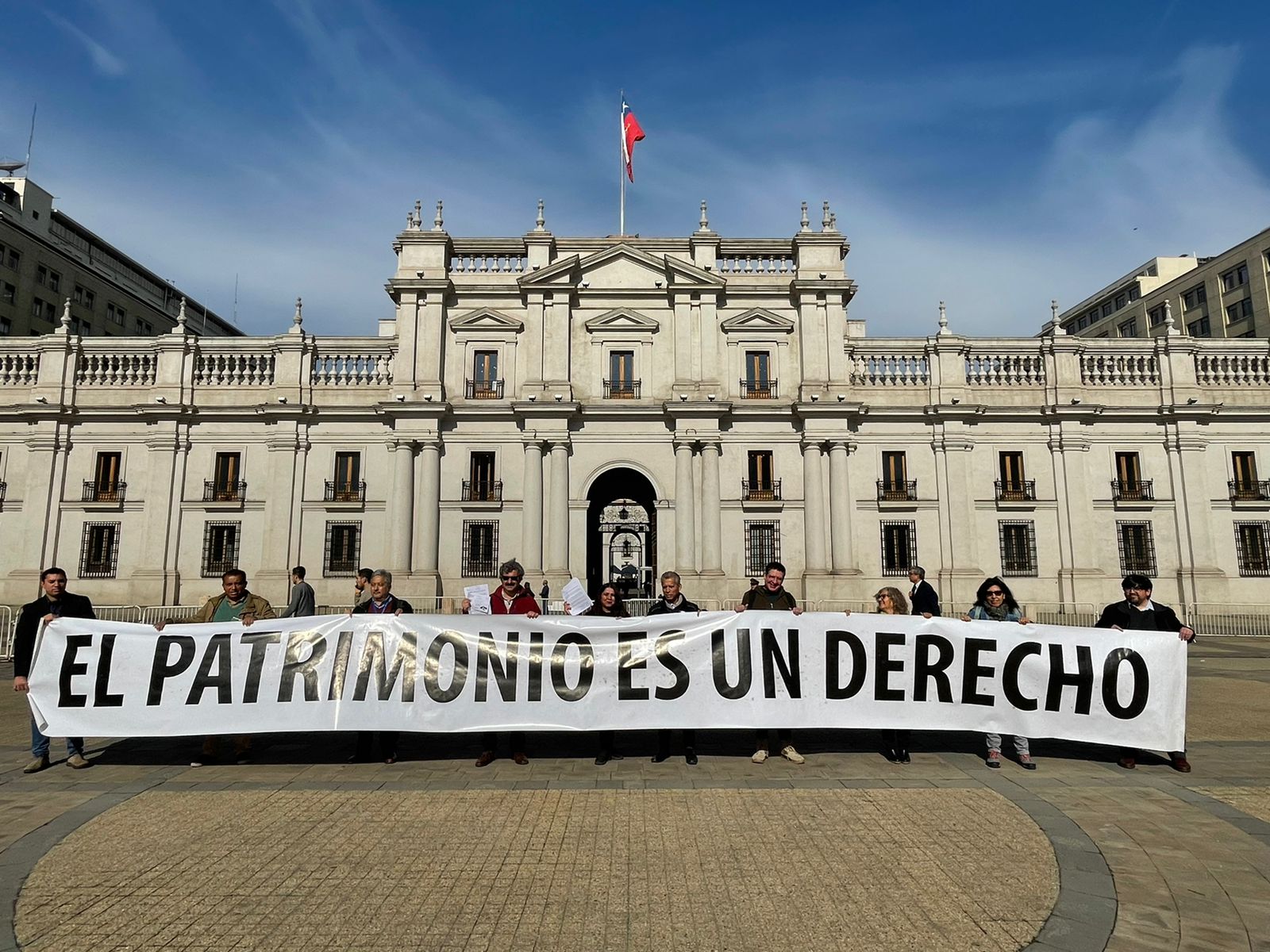 Solicitan que el Palacio de La Moneda sea declarado como Sitio de Memoria