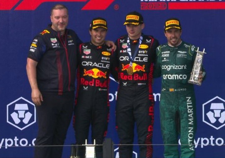 Verstappen gana en el GP en Miami, Checo queda en segundo lugar